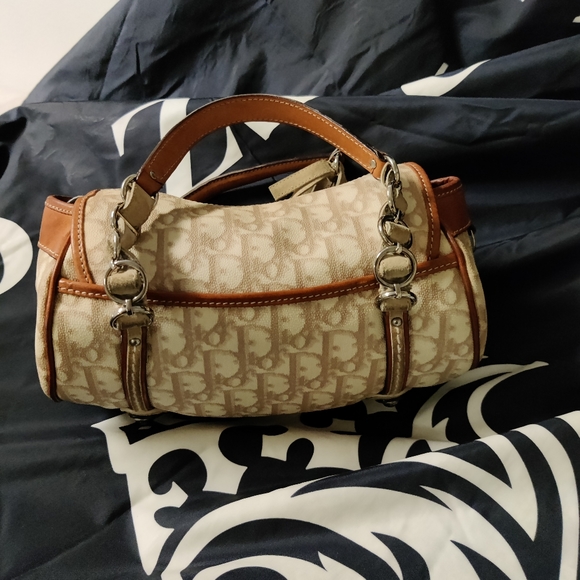 SOLD Christian Dior trotter Romantique Heart Flap Beige baguette - Picture 4 of 7